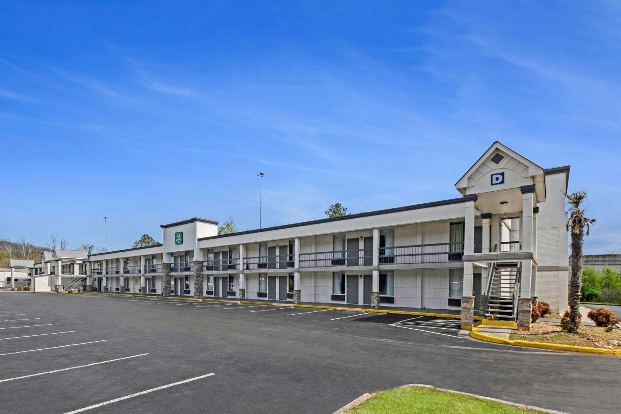 Quality Inn Dalton Exterior foto